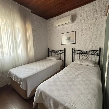 Bum Alacati Homestay